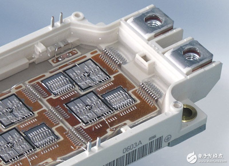 英飞凌推出符合ASIL-D标准的新型三相栅极驱动器IC 用于车辆制动系统和电动助力转向